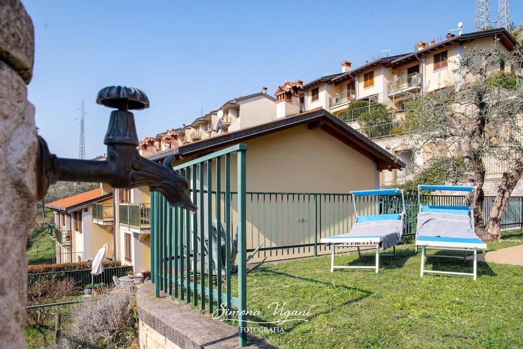 Il Giardino Di Laura Apartment Costa Volpino Exterior photo